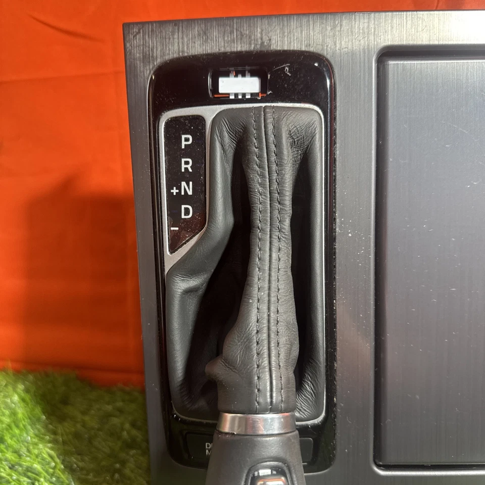 15-20 Consola Hyundai Genesis G80 Palanca de cambios Borde Bisel Portavasos PO40 OEM Foto 2 de 4