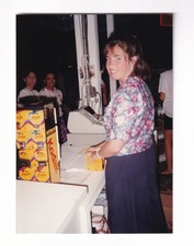 Vintage Photo Pretty Young Woman Working Kodak Film Counter 1990s C2957
