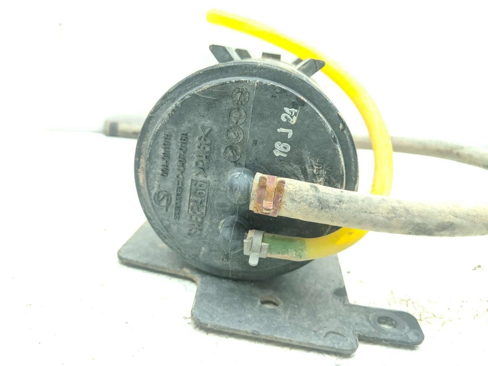 17 Club Car Carryall 1700 Secondary Air Pump - Image 3 of 4