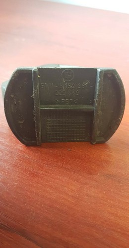 BMW E39 Stoßstangenhalter Halterung vorne links 8159361