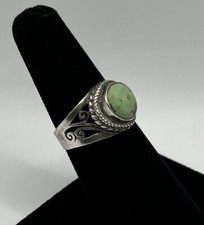 Vintage Green Chrysoprase Round Sterling Silver Cabochon Ring Size 8 4.2g 