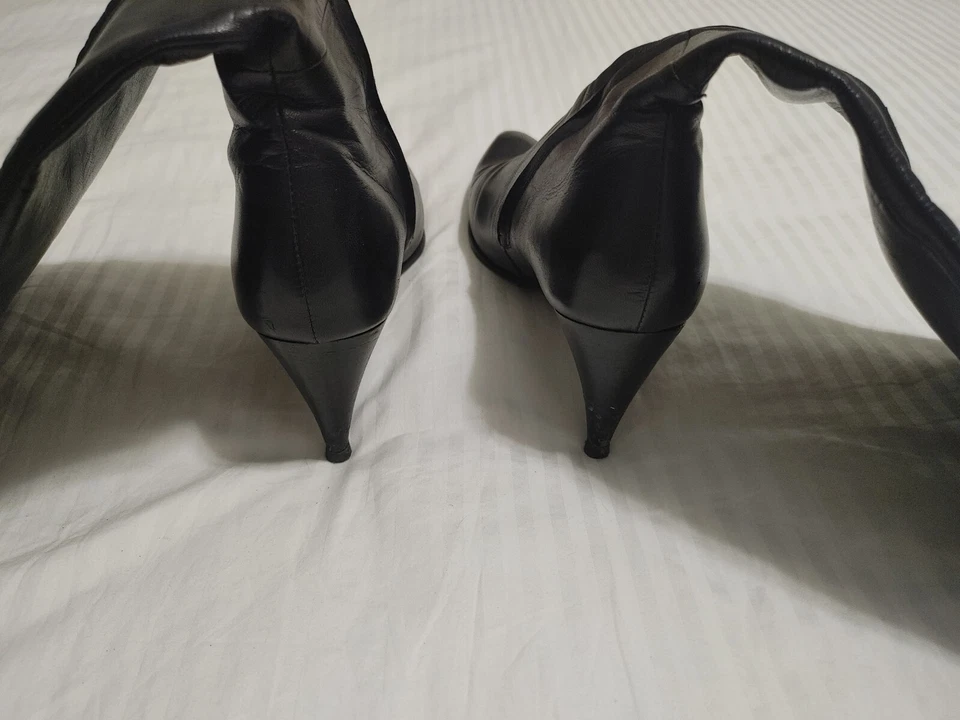 Costume National Size 7.5 (38) Women's Black Boots Leather Spike Heel Fold Over - Image 4 of 4