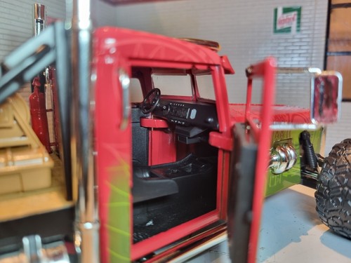 Fast And Furious Peterbilt 2019 32089 Hobbs Shaw 1:24 Jada Scale Model BNIB - Picture 7 of 8