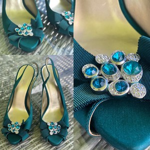 nine west turquoise heels