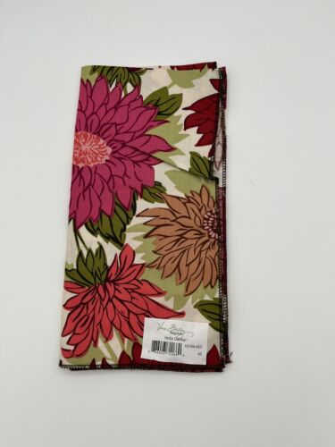 Vera Bradley Cloth Napkin Dahlia Floral Red Pink 20X20 Recycled Cotton RARE *NEW - Picture 3 of 3