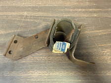 1965 1966 Ford Mustang Shelby C5zz-5a246-c Exhaust Pipe Hanger Nos 526