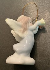 Precious Moments Joy To The World ANGEL Christmas Ornament In Box 2006 PMI