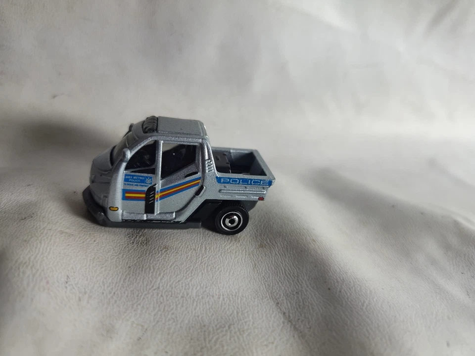 Silver Matchbox MBX Metro Police MB978 - Pre-Owned - Image 4 of 4