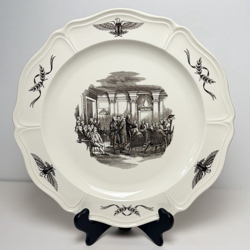 Wedgwood Philadelphia Signing of The Declaration of Independence Plate 12"
