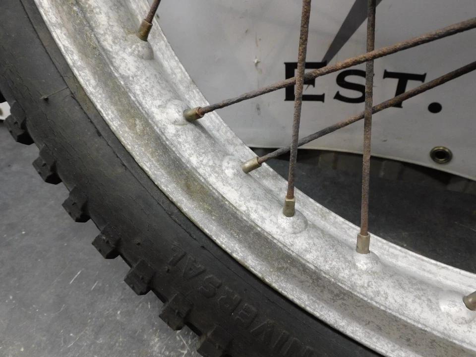 Buje de rueda delantera y placa de respaldo Montesa Impala 175 Sport 2610 Foto 3 de 4