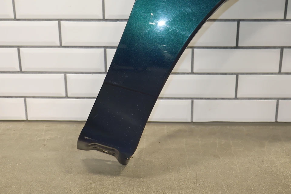 02-06 Cadillac Escalade Passenger Right Fender (Riptide Blue 26U) Foto 2 de 4