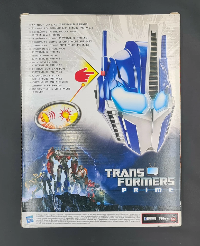 HASBRO 2011 TRANSFORMERS Robots in Disguise OPTIMUS PRIME helmet - Image 2 of 4
