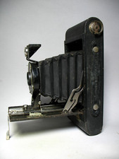1926-1934 EASTMAN KODAK No. 2A Folding Cartridge Hawk-Eye Model B Camera
