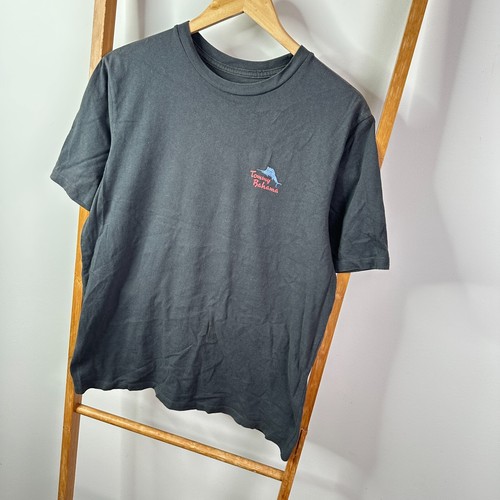 Tommy Bahama Shirt Mens Small Grey Parrot Gulp Fiction Graphic Tee Short Sleeve - Picture 3 of 8