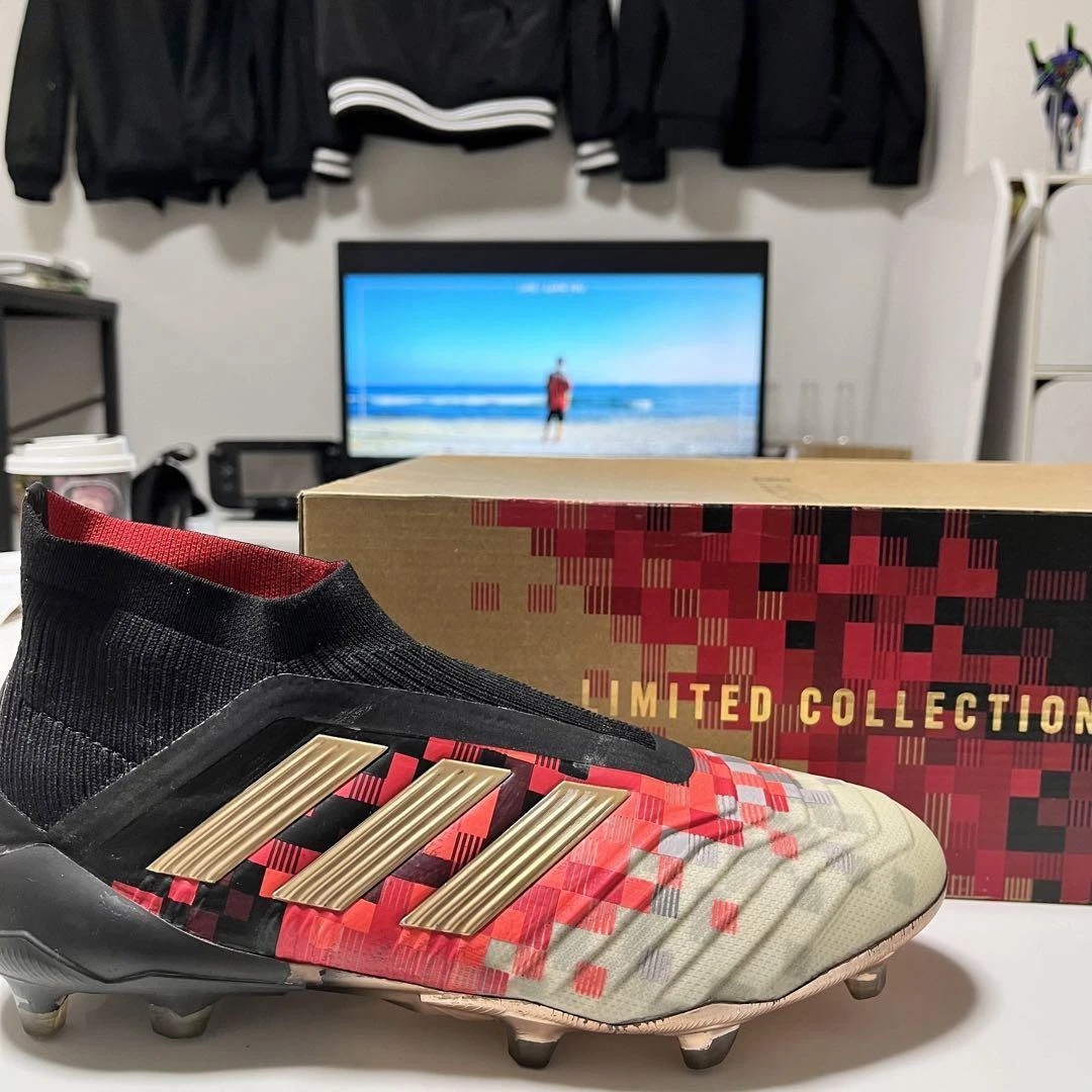 Telstar hotsell 18 cleats