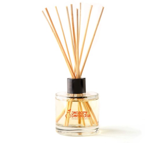 Leather Scented Oil Diffuser - Picture 3 of 5