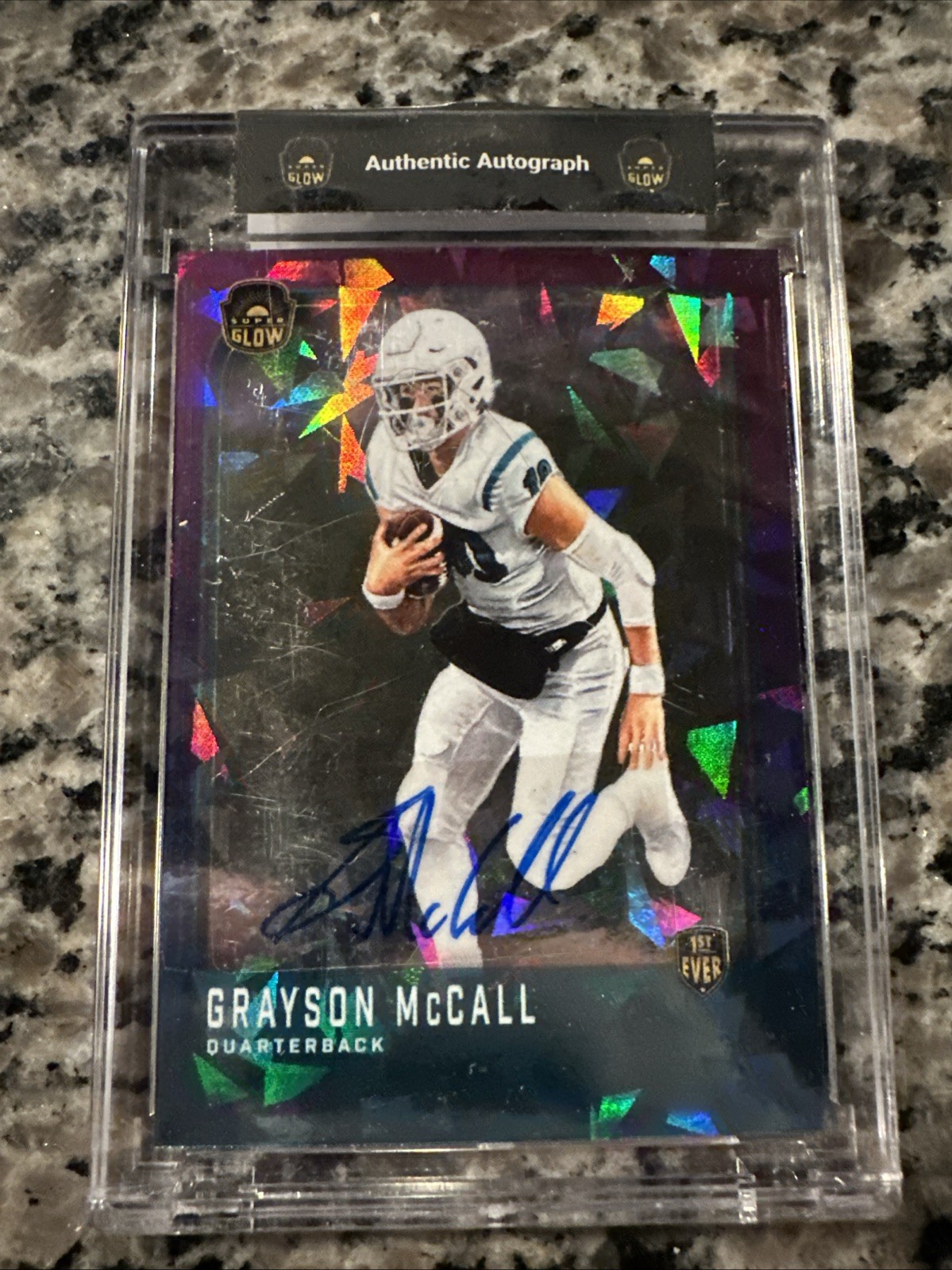 GRAYSON MCCALL 2/5 Rookie Auto 2022 Super Glow Cracked Ice Prizm SSP RC #GM-3