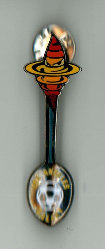 MLS soccer pin - Los Angeles Galaxy - vintage Twizzle mascot spoon pin - sport