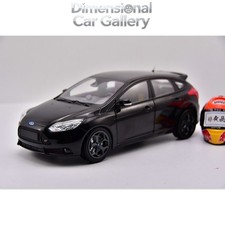 Minichamps 1:18 Ford Focus 2011 Ford ST model car