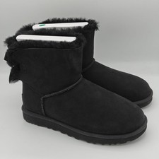 Authentic New UGG brand Women's Mini Bailey Bow II Chestnut Soft Ankle Boots Blk