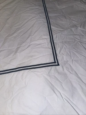 Restoration Hardware Italian Hotel Collection Satin Stitch Duvet White King Gray - Image 1 of 4
