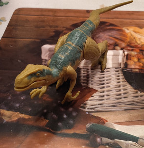 Green & Tan Plastic Dinosaur Figure Toy - Dinosaur Animal Class Figure