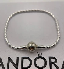 Silver Logo Round Clasp Wing Chain Bracelet – 18cm