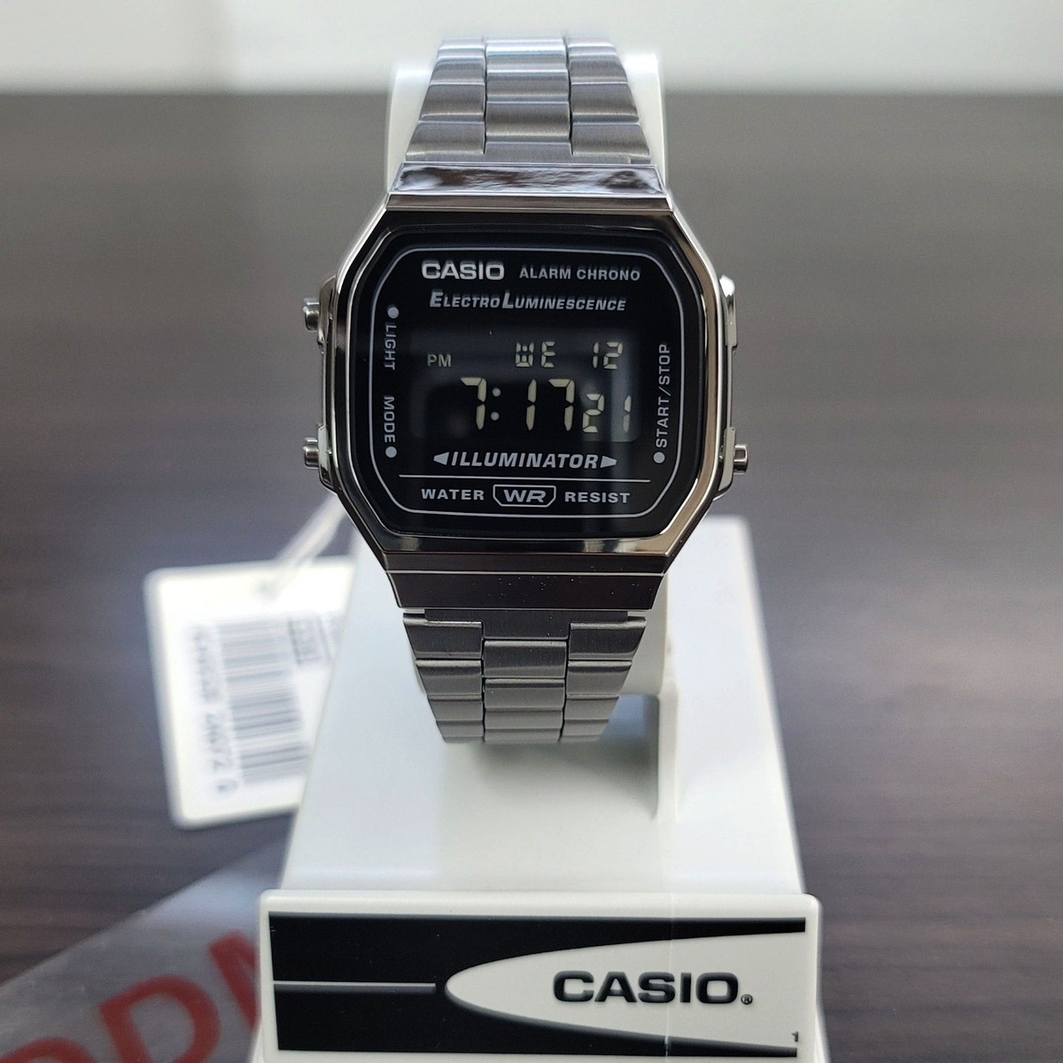 Casio A168WGG-1BDF Vintage Fashion Electronic Metal Watch New