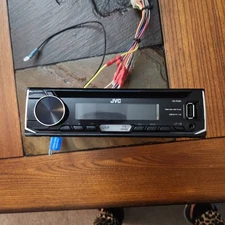 JVC Automobile CD Receiver USB Model KD-R490