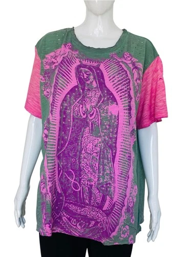 Magnolia Pearl Clothing Mother Teresa Graphic Text Color Tunic Pink Green Top