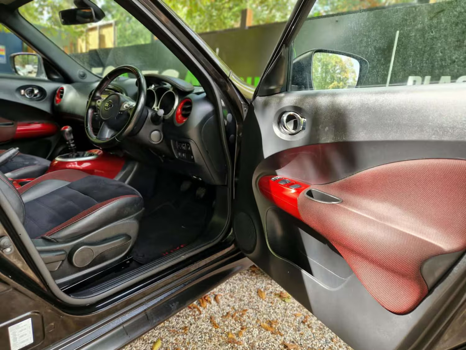 2017 Nissan Juke, photograph 15