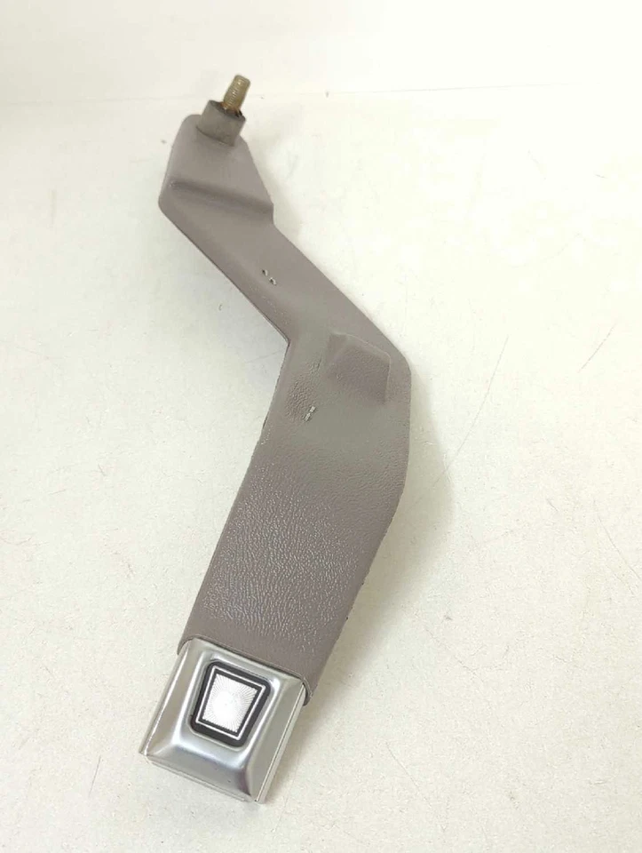 New OEM genuine Ford RH Front Seat Belt Buckle 1984-1990 Escort 4 door Grey NOS - Image 3 of 4