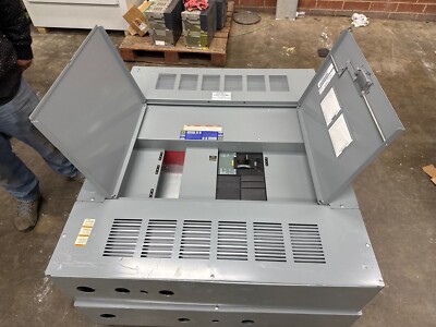 Square D HCP I-Line Panelboard 300A 208/120V 3PH 4W 18 Circuit P441