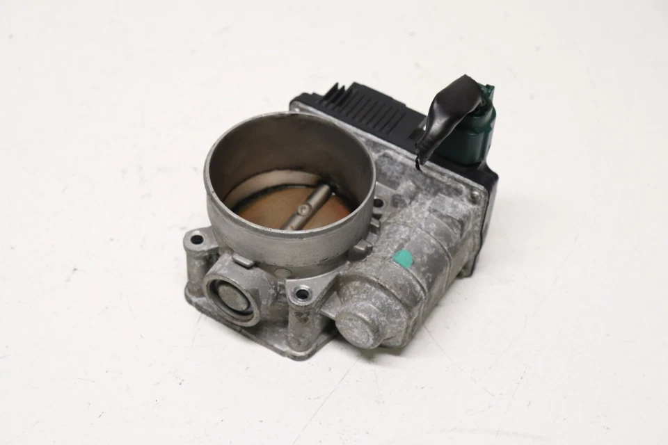 P201020 2006-2008 Infiniti M35 carrocería del acelerador 3,5 L carrocería del acelerador SERA576-01 Foto 3 de 4