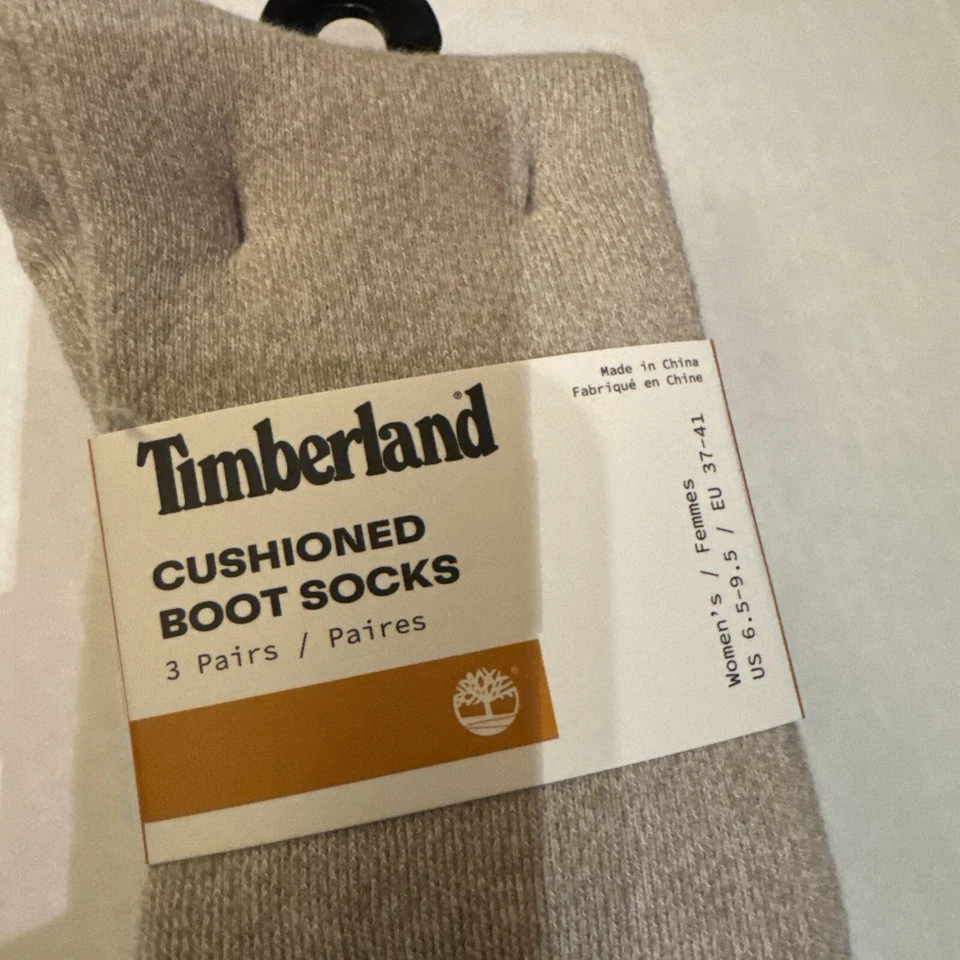 Timberland Women's Cushioned Boot Socks  3 Pairs, Size: 6.5-9.5 New, Warm - Image 2 of 4