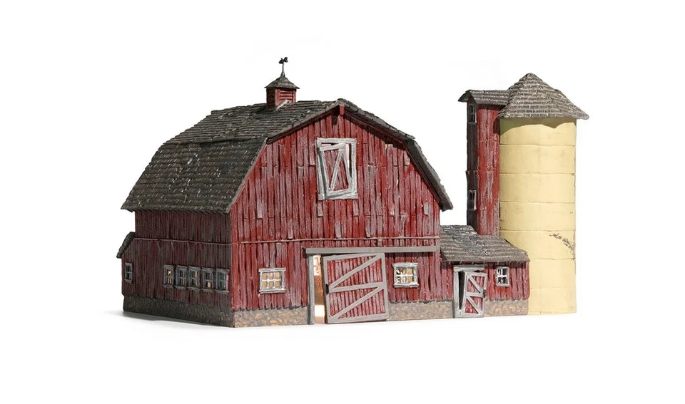 Woodland Scenics HO Scale ~ Built & Ready With LED ~ Old Weathered Barn ~ BR5038 - Image 3 of 4