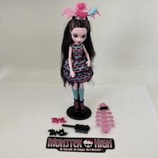 Monster High Draculaura Party Hair Doll Mattel 2016 w/ Brush Shown Accessories