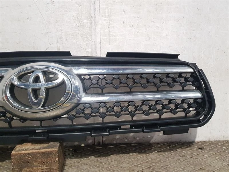 GRADE FRONTAL 2005-2012 MK3 TOYOTA RAV-4 - Imagem 3 de 4
