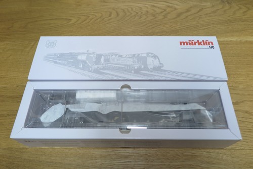 Märklin 39244: Schnellzug-Dampflokomotive Serie 13 EST, Spur H0, NEU in OVP | Condition: Neu