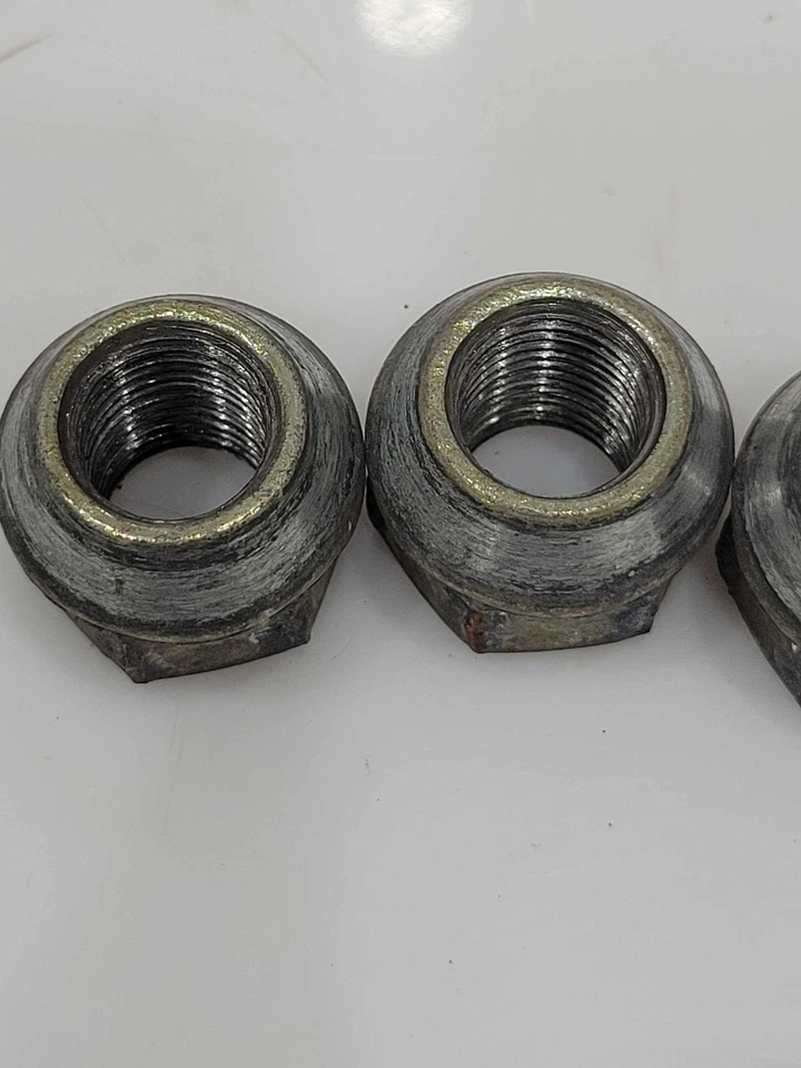 6 porcas de fábrica OEM Sierra Silverado 14x1.5 Tahoe Escalade fabricante de equipamento original 9595174 - Imagem 2 de 4