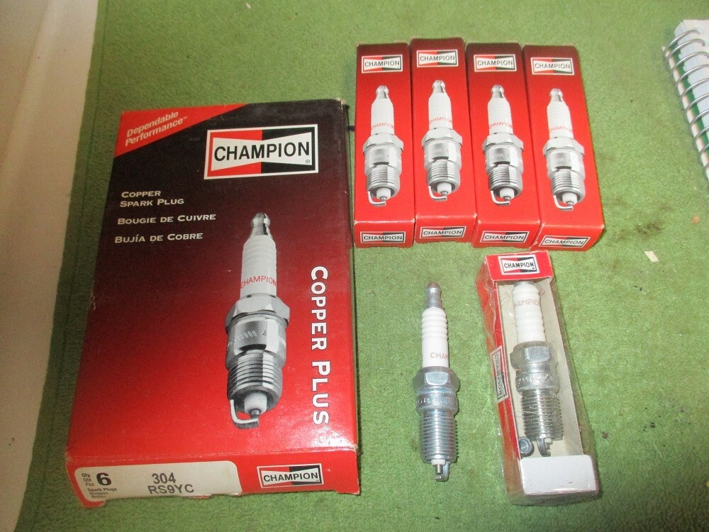 New Spark Plugs 6 Champion Spark Plugs # 304 / RS9YC Multiple Applications