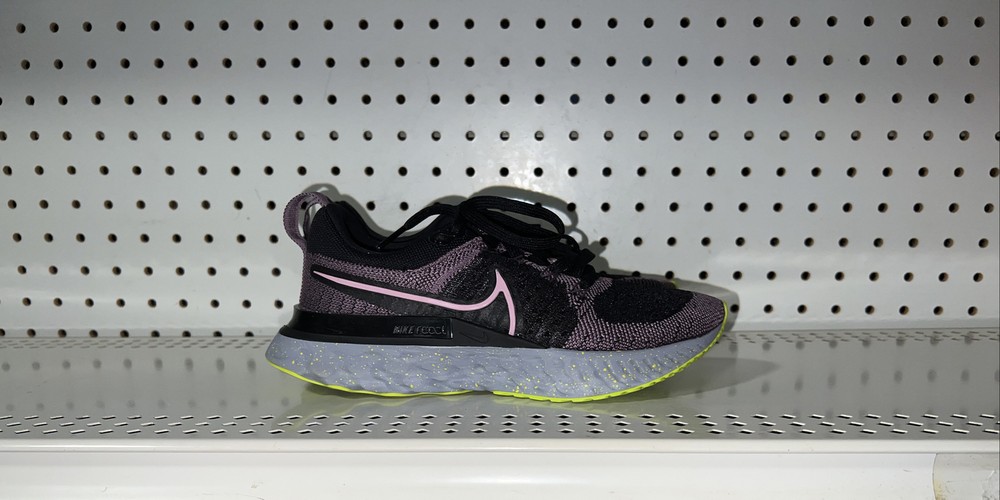 Nike React Infinity Run Flyknit 2 Womens Running Shoes Size 5 in Black Violet