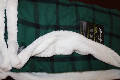 eddie bauer plush flannel sherpa throw blanket nwt green black plaid