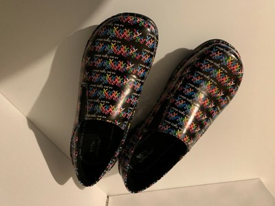 spring step freesa work clog