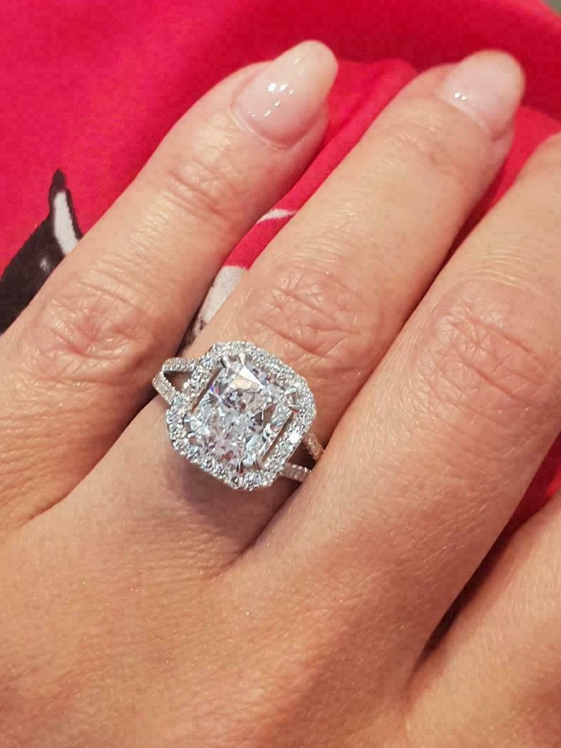 Split shank halo outlet princess cut engagement rings