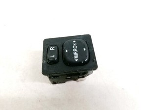 Toyota Avensis Verso 2003 Wing mirror control switch (Exterior Mir #1455949-92