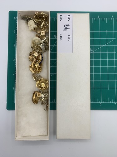 8 Vintage goldfarbene Strass Ohrclips signiert Coro, Lisner, Avon, Kanu - Bild 23 von 23