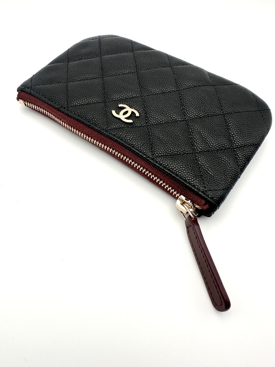 chanel classic small zipped pouch black quilted leather gold