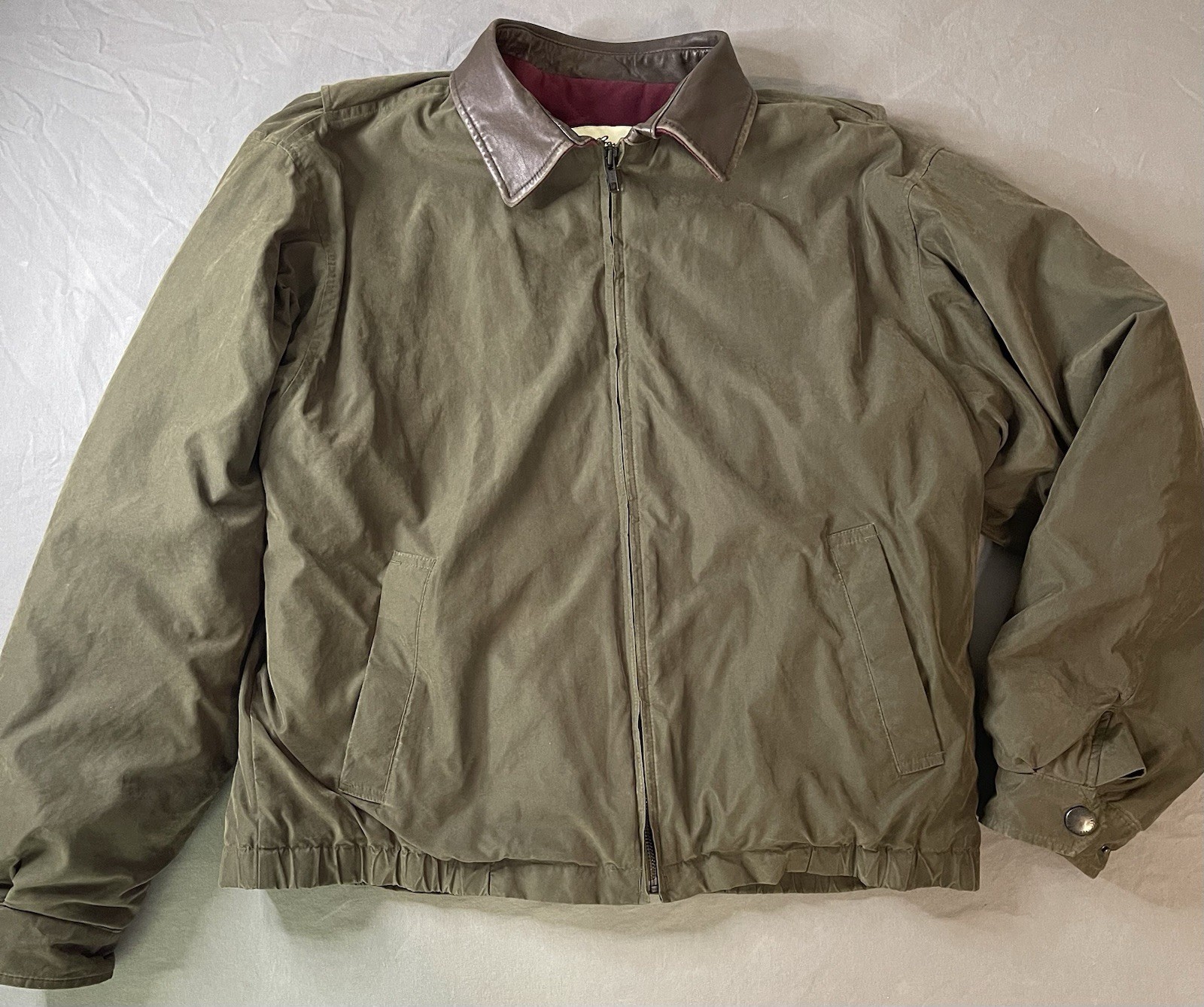 Vintage 90s Eddie Bauer Olive Green Leather Collar Insulated Barn Jacket M