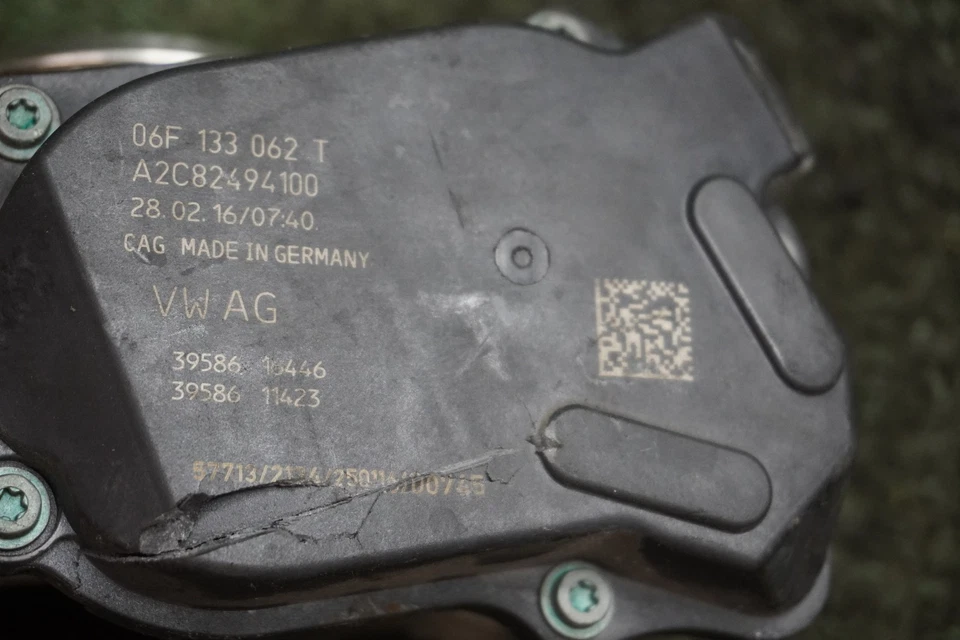 Корпус дроссельной заслонки 2017 VOLKSWAGEN Golf SportWagen 1,8 л от оригинального производителя 125 000 миль 06F133062 - Изображение 4 из 4